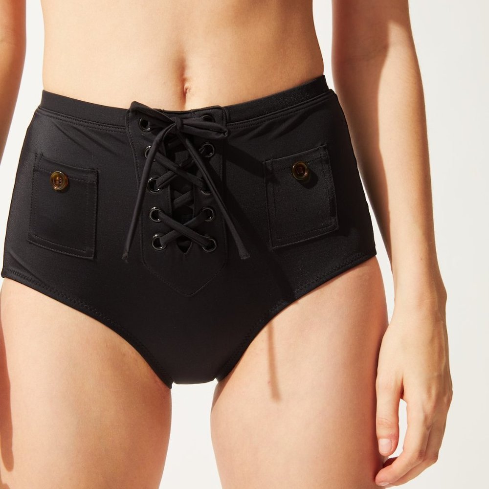 NWT Solid & Striped Penny Bottom